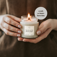 Load image into Gallery viewer, Smells Like Florence Pugh Candle, Florence Pugh Gifts